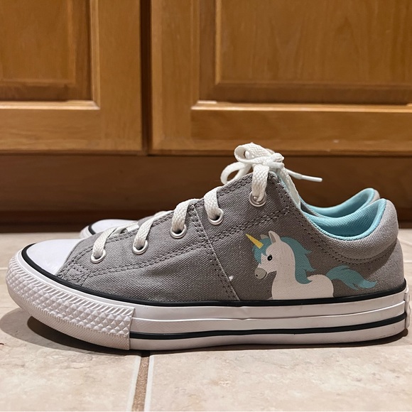 Converse Girls Unicorn Canvas Shoes - Picture 3 of 8